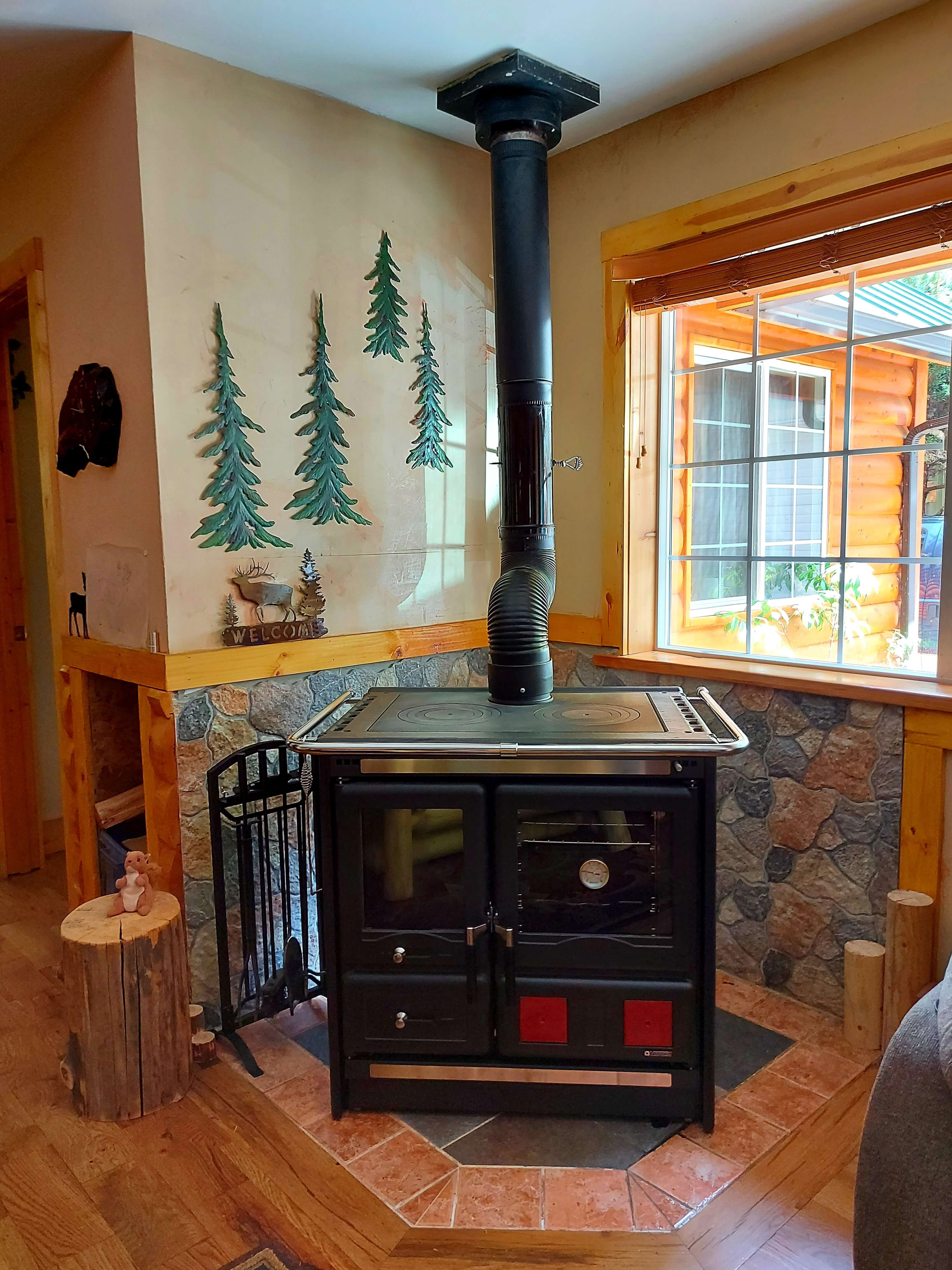 Rosa L Wood Cook Stove by La Nordica